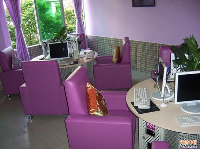 三思網吧家具廠 專業供應網吧沙發與網吧桌，打造舒適高效的網吧環境