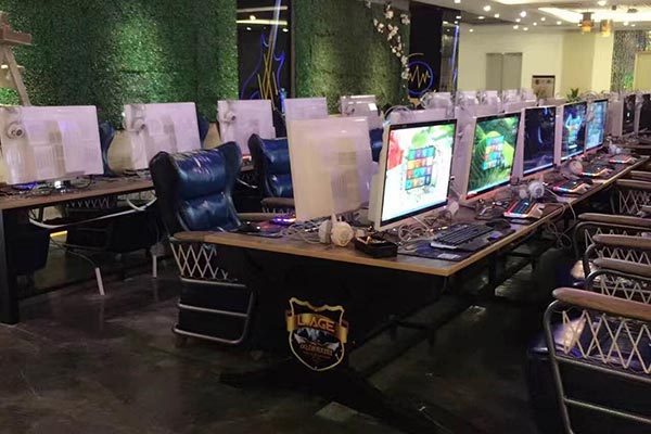 網(wǎng)吧沙發(fā)污漬清潔全攻略 高效去污，還原本色